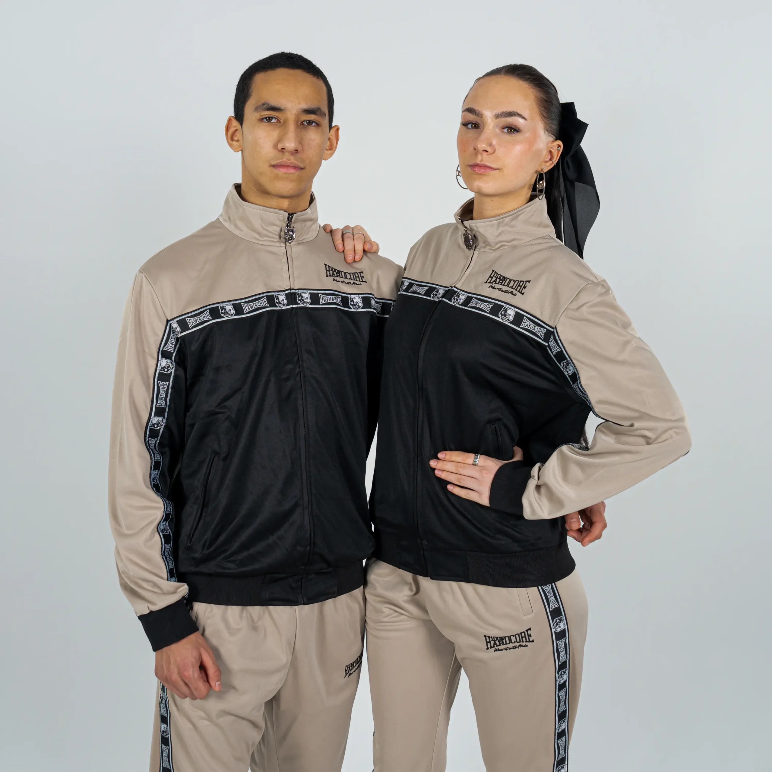 100% Hardcore Trainingsjacke Essential sand – Bild 4